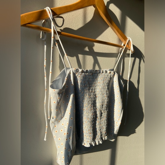 Levi’s floral adjustable tie strap tank - Picture 5 of 9